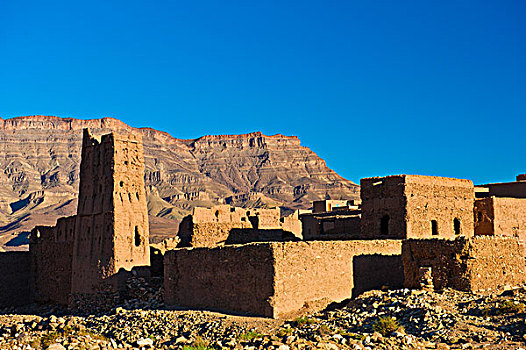 废弃,泥,砖,要塞,人,桌子,山,背影,德拉河谷,南方,摩洛哥,非洲