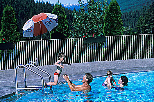 温泉,年轻家庭,不列颠哥伦比亚省,加拿大