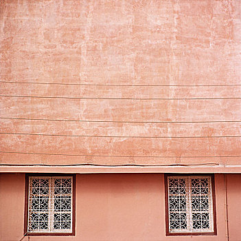 摩洛哥,建筑外观,红色,特写,非洲,城市,建筑,墙壁,户外,窗户,石膏,栏杆,艺术,熟铁