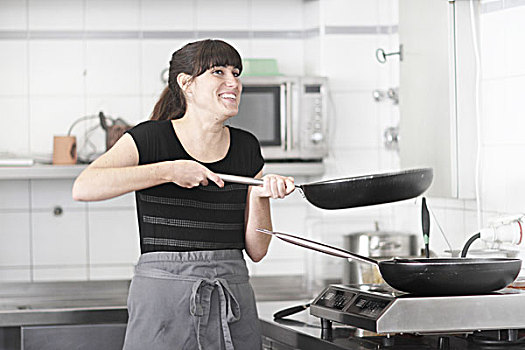 女人,工作,餐厅厨房,拿着,煎锅