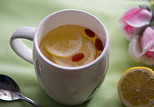 家庭自制蜂蜜柠檬茶