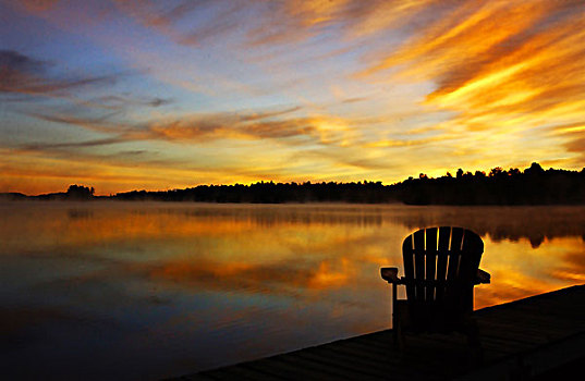 宽木躺椅,屋舍,平台,日出,湖,安大略省,加拿大