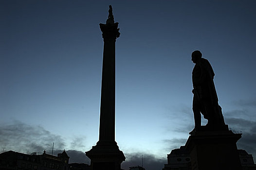 英格兰,伦敦,特拉法尔加广场,雕塑,纳尔逊纪念柱,剪影