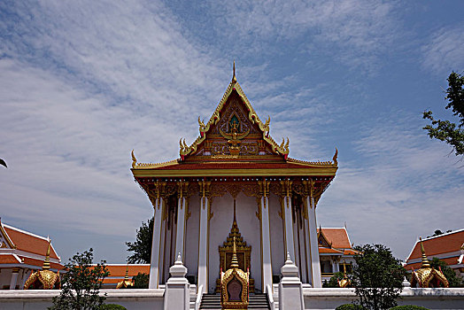 建在中国的缅甸泰国寺庙