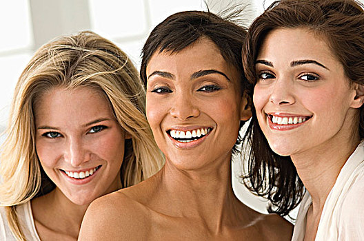 肖像,三个,女性朋友,微笑