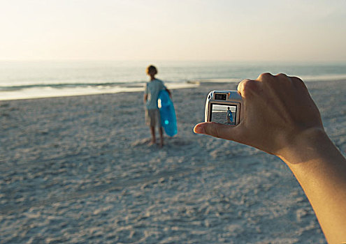 照相,孩子,数码相机,海滩,聚焦,握着,相机,前景