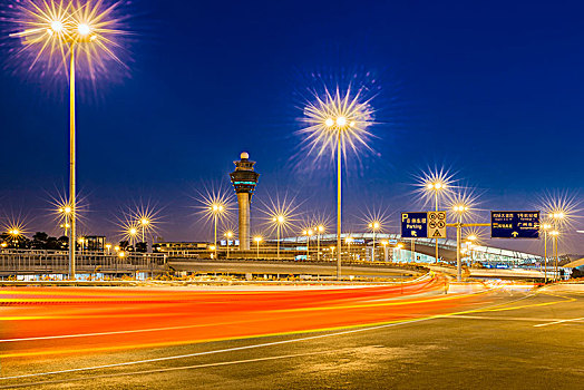 广州白云国际机场夜景