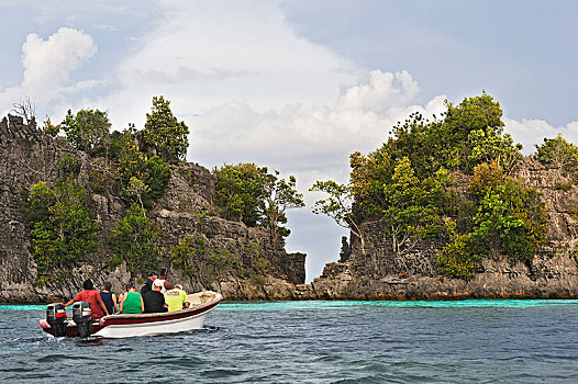 旅游,船,四王群岛,西巴布亚,印度尼西亚,亚洲