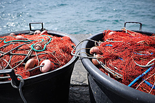 红色,渔网,塑料制品,桶,岛屿,埃奥利群岛,利帕里,西西里,意大利南部,意大利,欧洲