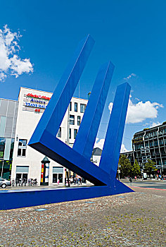 雕塑,安德里亚,1998年,钢铁,电镀,涂绘,蓝色,卡尔斯鲁厄,巴登符腾堡,德国,欧洲