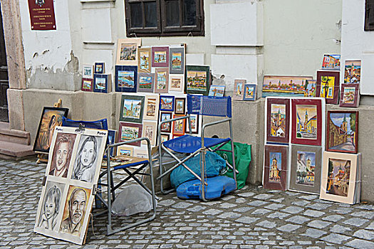 匈牙利,圣安德烈小镇,山丹丹小镇,摆在地上卖画