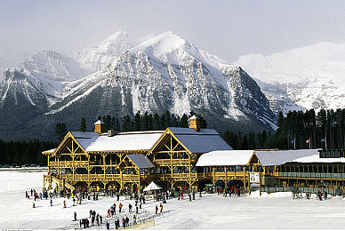 滑雪小屋图片
