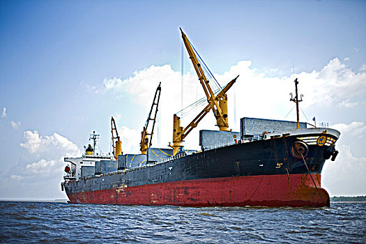 货船,亚马逊河