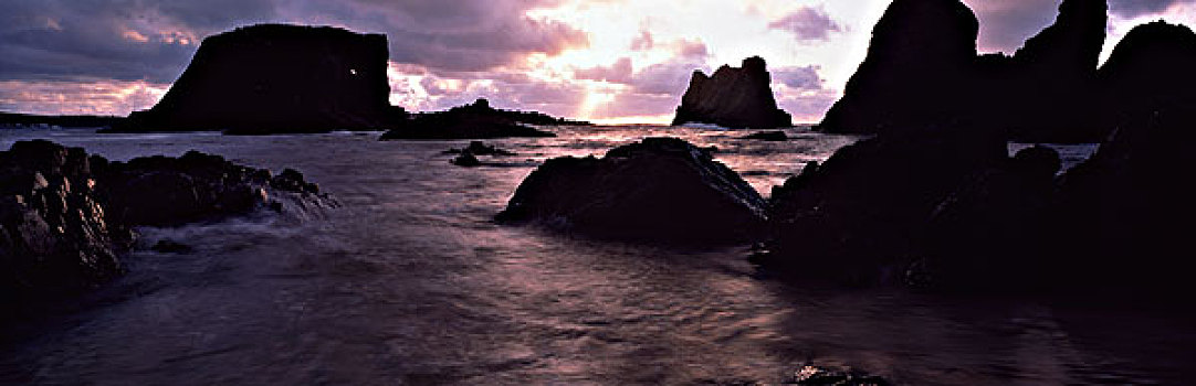 石头,海中,日落,安特里姆郡,爱尔兰