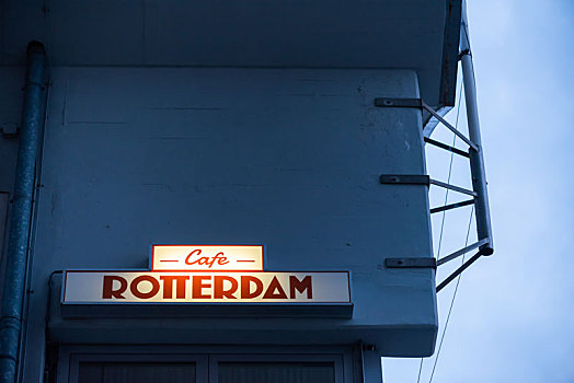 荷兰鹿特丹霓虹灯咖啡店招牌标识