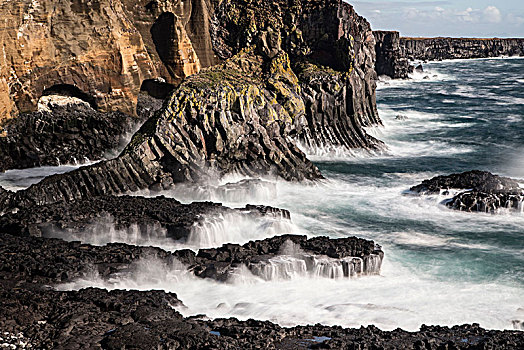 冰岛,斯奈山半岛,悬崖,水