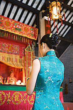 美女,穿,传统,中国人,衣服,拿着,香,庙宇