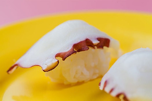火炽三文鱼寿司