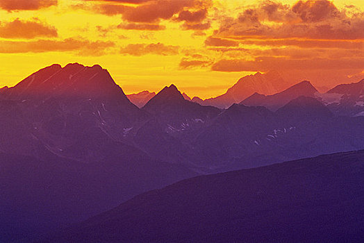 山峦,黄昏,山脉,碧玉国家公园,艾伯塔省,加拿大