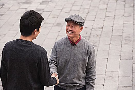 爷爷,孙子,握手