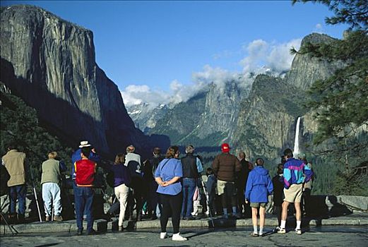 游客,景色,俯瞰,优胜美地国家公园,加利福尼亚