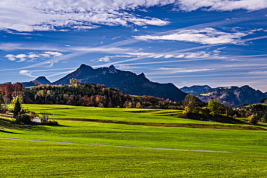 德国,巴伐利亚,上巴伐利亚,齐姆高,秋天风景,方向