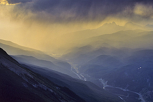 雾,俯视,山峦,山脉,碧玉国家公园,艾伯塔省,加拿大