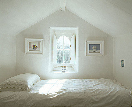 简单,白色,卧室,单人床,仰视,窗户,百叶窗