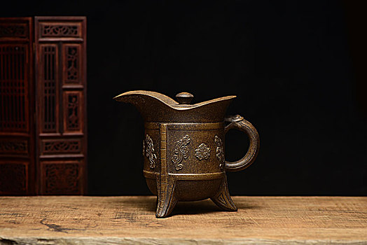 紫砂茶壶茶杯茶具茶文化茶艺霸王爵宫廷三脚酒杯金爵壶