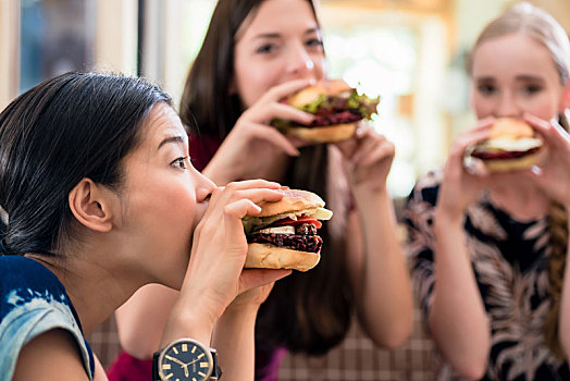 头像,三个女人,年轻,吃饭,汉堡包