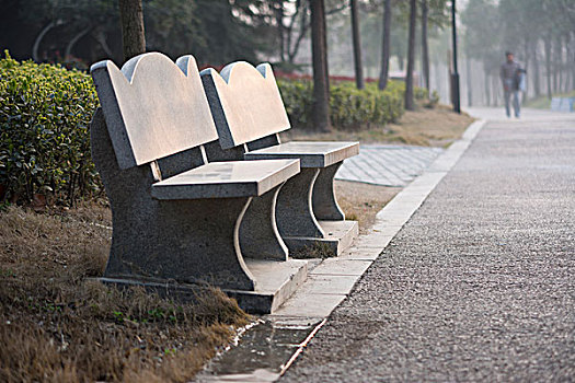 公园石板椅