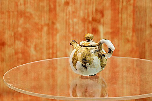 重庆茶博会上展示的,未名窑,瓷器