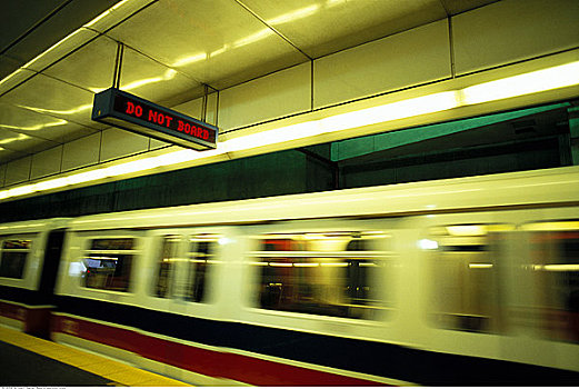 高架列車