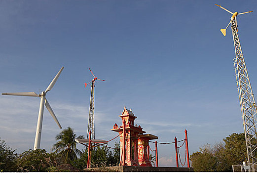 风轮机,太阳能电池板,普吉岛