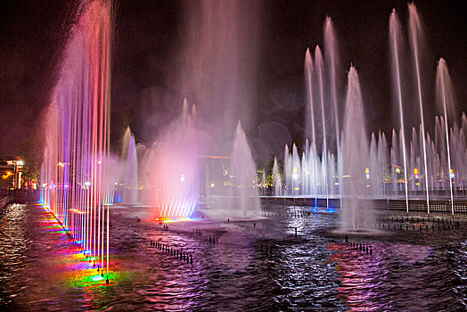西安大雁塔北广场音乐喷泉夜景