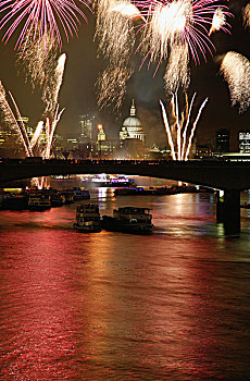 英国,伦敦,泰晤士河,节日,烟花,展示,俯视,滑铁卢,桥
