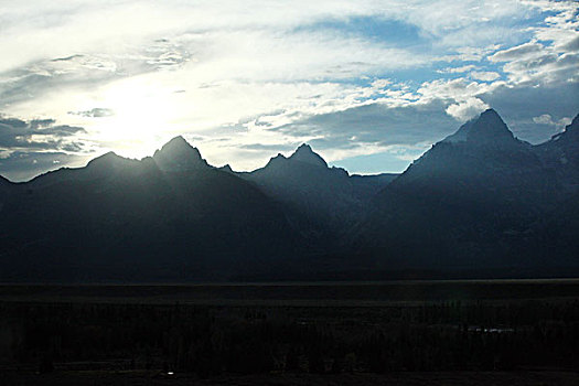 大提顿国家公园,大提顿山,大提顿峰,蛇湖,珍尼湖,杰克森湖,蒸汽,雾气,草原,草地,蓝天,水,河流,岩石,山,黑松树,黄石国家公园,北美洲,美国,怀俄明州,风景,全景,文化,景点,旅游