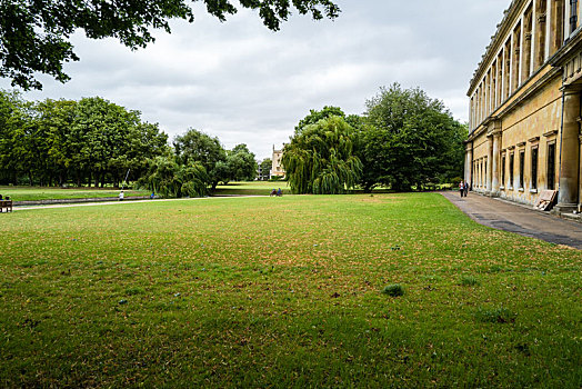 剑桥大学