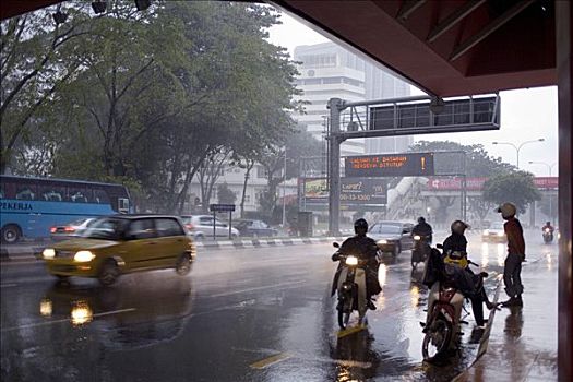 街景,轻型摩托车,季风,雨,吉隆坡,马来西亚,东南亚