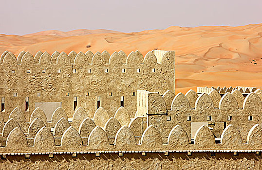 沙漠,豪华酒店,建造,堡垒,围绕,高,沙丘,靠近,绿洲,阿布扎比,阿联酋,中东