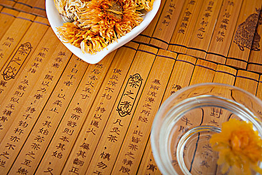 http://www.qunran.cn/html/62f4899889.html