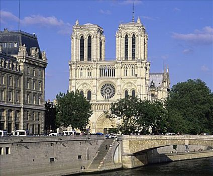 圣母大教堂,巴黎,法国