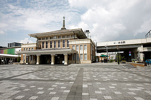 日本,奈良站