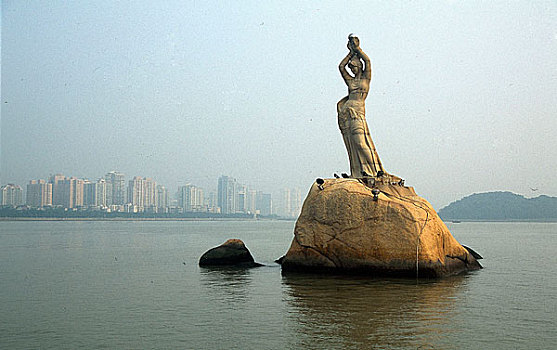 广东珠海渔女塑像