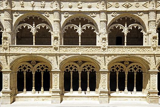 杰洛尼莫许修道院,16世纪,回廊,曼奴埃尔式,里斯本,葡萄牙,欧洲