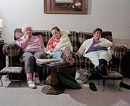 三代人,女人,坐,沙发,一个,睡觉
