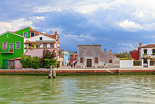 一个人,走,运河,布拉诺岛,雷暴,威尼斯,威尼托,意大利