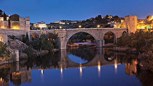 桥,反射,塔霍河,托莱多,西班牙,欧洲