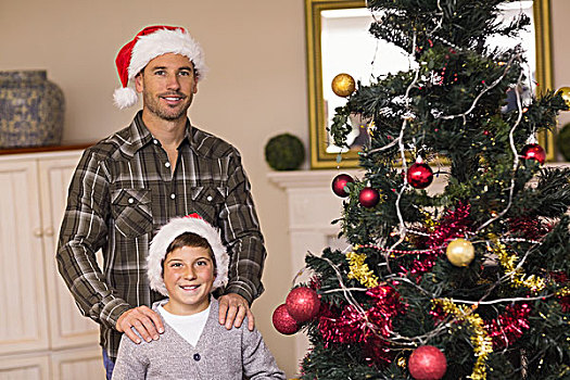 爸爸,儿子,姿势,靠近,圣诞树