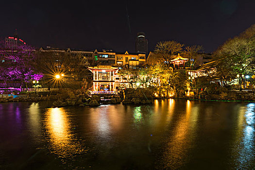 济南护城河夜景